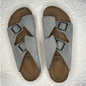 Birkinstock Birki's Arizona suede W8, M6, Sandals dusty blue grey slip-on. NWOT